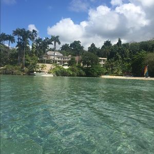 Meet your Posher, Shelly